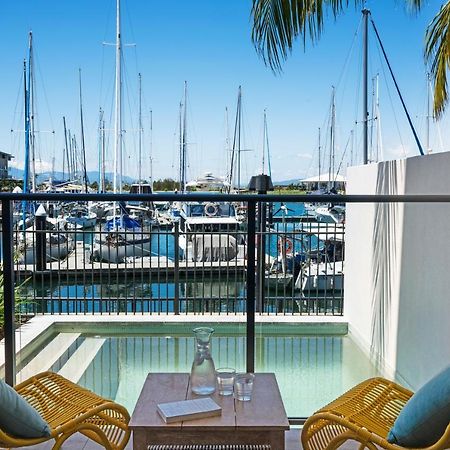 Peppers Blue On Blue Hotel Nelly Bay Exterior photo