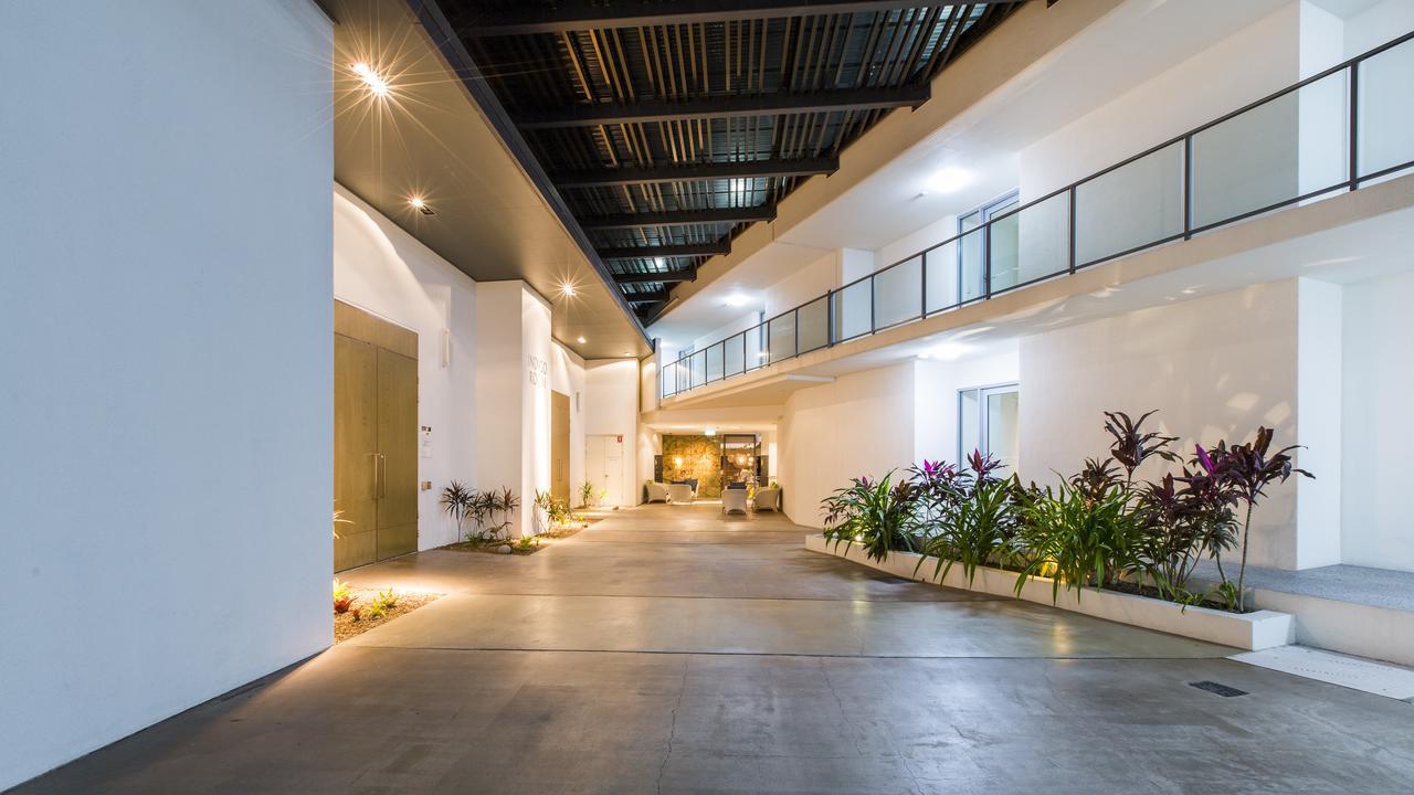 Peppers Blue On Blue Hotel Nelly Bay Exterior photo Interior of the hotel